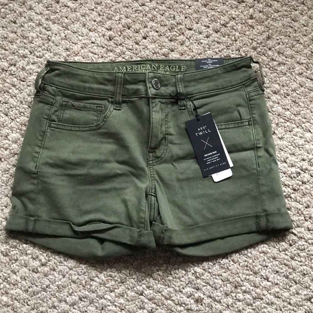 Midi low rise, super stretch shorts